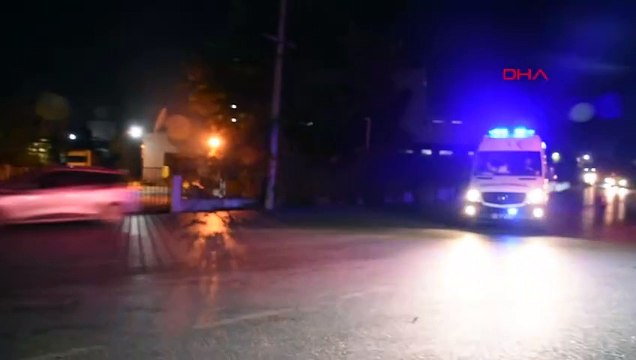 Une voiture traversant la voie opposée a percuté une jeep et un mur : mari et femme tués, 2 blessés