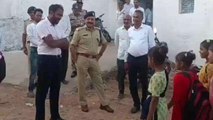 छतरपुर:कलेक्टर एवं पुलिस अधीक्षक ने किया मतदान केंद्रों का निरीक्षण