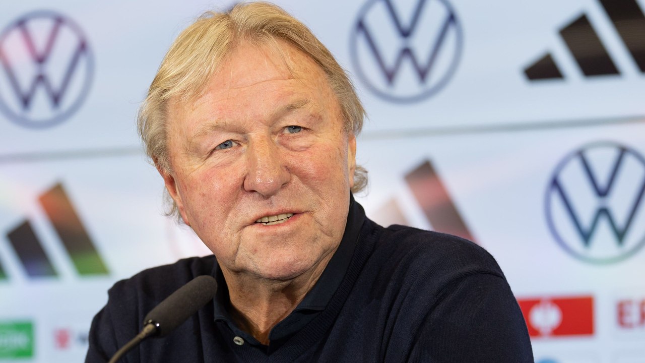 'Fußball ist ein einfaches Spiel': So will Hrubesch den Erfolg zurückbringen