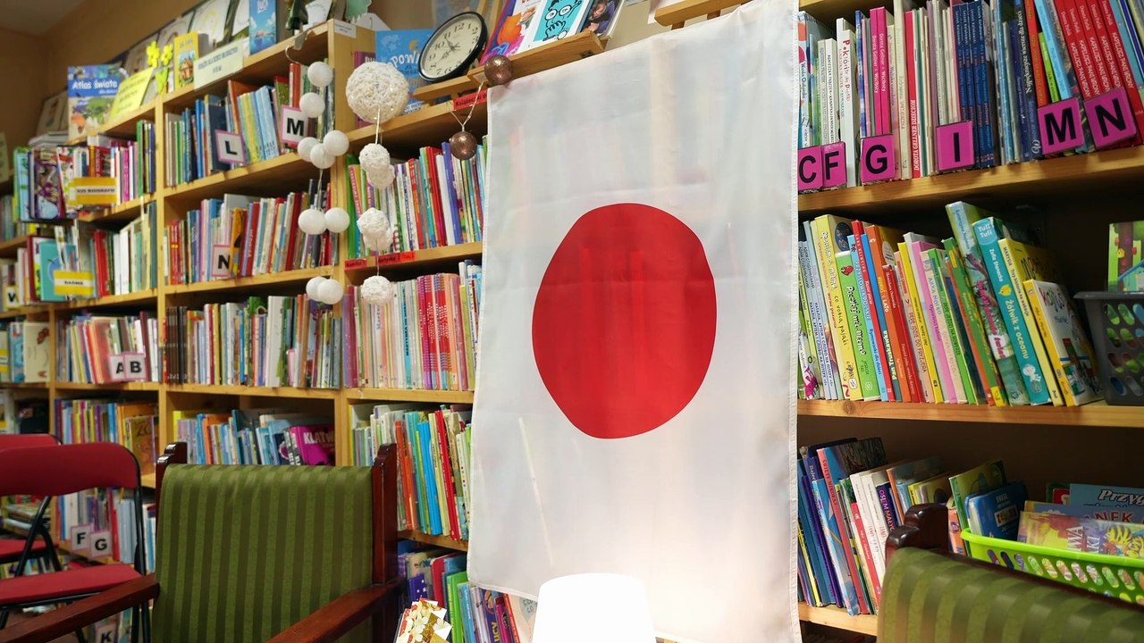 Nowiny/Spotkanie z Piotrem Milewskim znanym pisarzem, dziennikarzem i