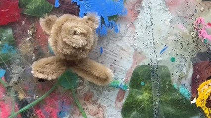 DIY artist shares how to make teddy bear with pipe cleaners *Easy Craft*
