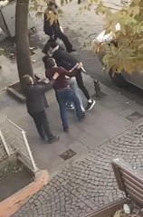 Ataşehir'de Alacak Verecek Tartışması Bıçaklı Kavgaya Dönüştü