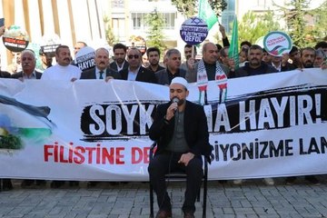 Van'da Cuma Namazı Çıkışı, İsrail Protestosu