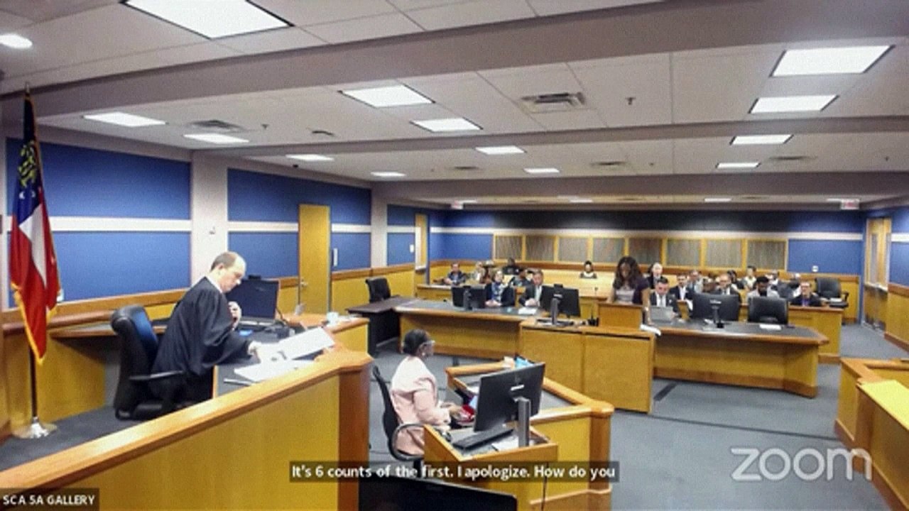 Ex-Trump-Anwältin Powell bekennt sich in Wahl-Verfahren schuldig