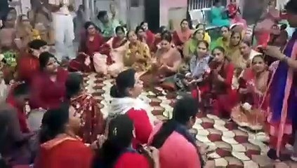 तेरे दरबार में मइया खुशी मिलती है...