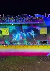 Jovem arremessada de carrossel em parque de diversões na Tailândia