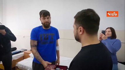 Zelensky visita i soldati nell'Oblast' di Mykolaiv