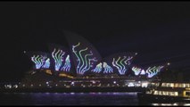 Giochi di laser e spettacoli per i 50 anni della Sydney Opera House