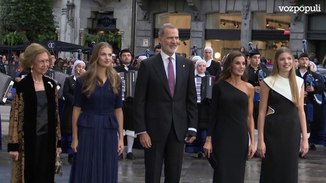Así ha sido la llegada de los reyes y Leonor al Teatro Campoamor para los Premios Princesa de Asturias