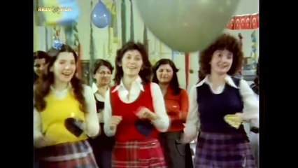 Delisin (1975) - Adile Naşit