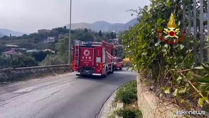 Download Video: Sicilia in fiamme, bruciano le province di Palermo e Messina