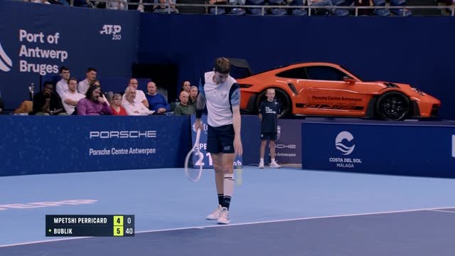 Anvers - Bublik, trop fort pour Perricard