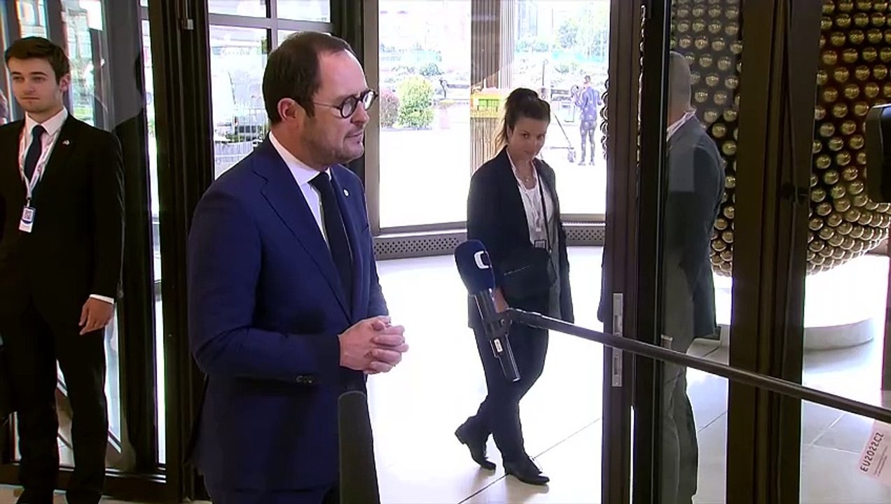 Dimite el ministro de Justicia belga - Vídeo Dailymotion