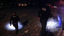 Edirne'de polis ekipleri kaza yapan araçtan uyuşturucu madde buldu
