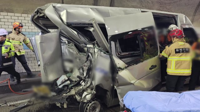 [속보] 충북 보은 수리티터널 추돌사고...3명 심정지·10명 중경상 / YTN
