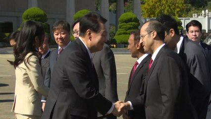 尹 "컴퓨터 보는 행정 대신 생생한 현장 절규 들어야"...총리에 당부 / YTN