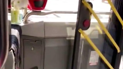 Engelliyi 'şimdiye kadar bindiğine say' diyerek, otobüse almayan şoföre ceza