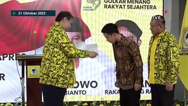 Gibran Terima Surat Keputusan Rapimnas Golkar jadi Cawapres Prabowo