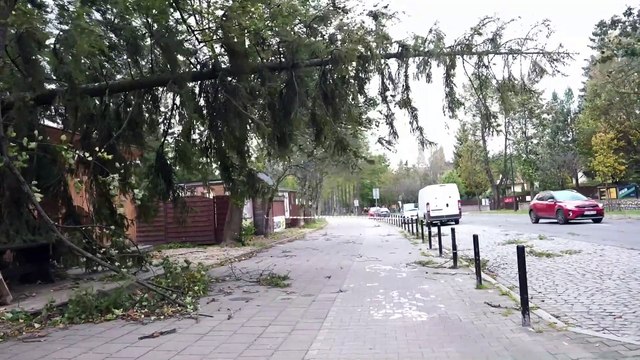 Zakopane - Tatry - groźny halny przechodzi nad podhalem