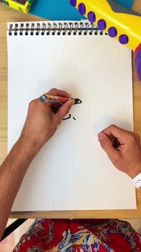 Je sors mon premier livre d’art avec pleins de dessins !