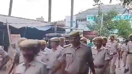 वैशाली: हाजीपुर शहर में निकाला गया फ्लैग मार्च, देखें लाइव वीडियो