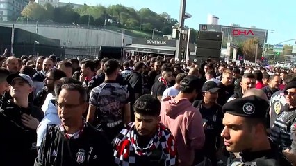 Beşiktaşlı Taraftarlar Galatasaray Derbisi İçin Harekete Geçti