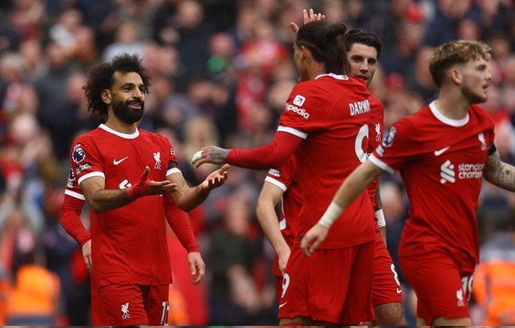 المصري محمد صلاح يقود ليفربول للفوز على إيفرتون في ديربي الميرسيسايد