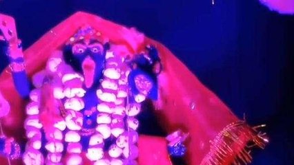 अजब गजब: सपने में आई देवी की मासूम ने बनाई प्रतिमा,दर्शनों को उमड़ रही भीड़