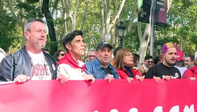 La marcha 'Pride positivo' contra el estigma del VIH recorre las calles de la capital