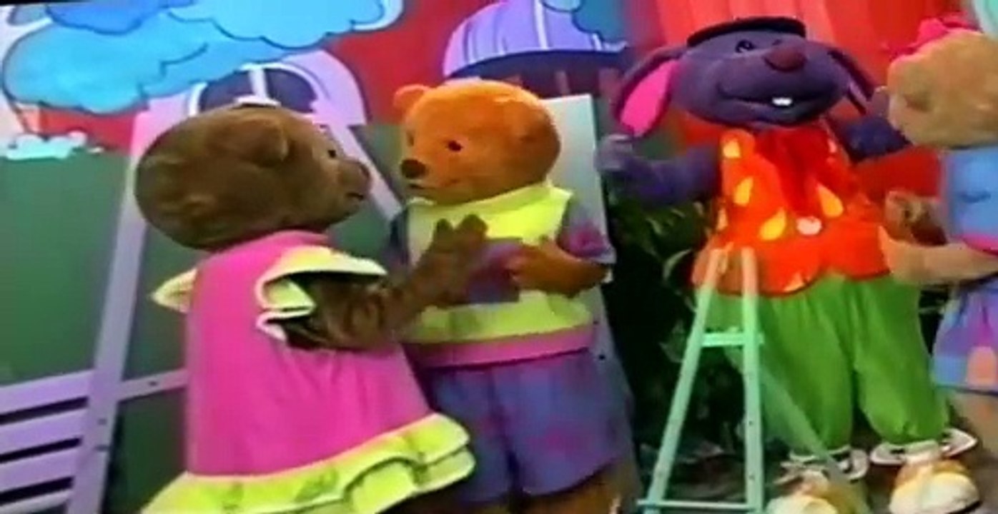 Bananas in Pyjamas Bananas in Pyjamas E042 Gallery Rat