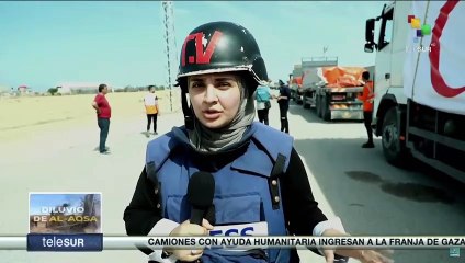 Habitantes de la Franja de Gaza esperan la entrada de camiones con ayuda humanitaria