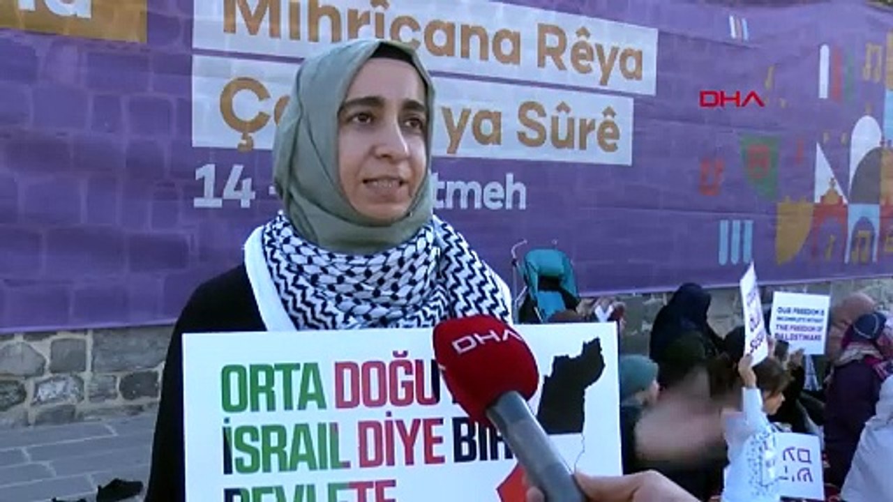 Des femmes protestant contre l'attaque israélienne contre la Palestine ont lancé un sit-in à Diyarbakır