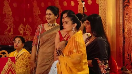 Actress Kajol Offers Prayers at Durga Puja Pandal at Mumbai
