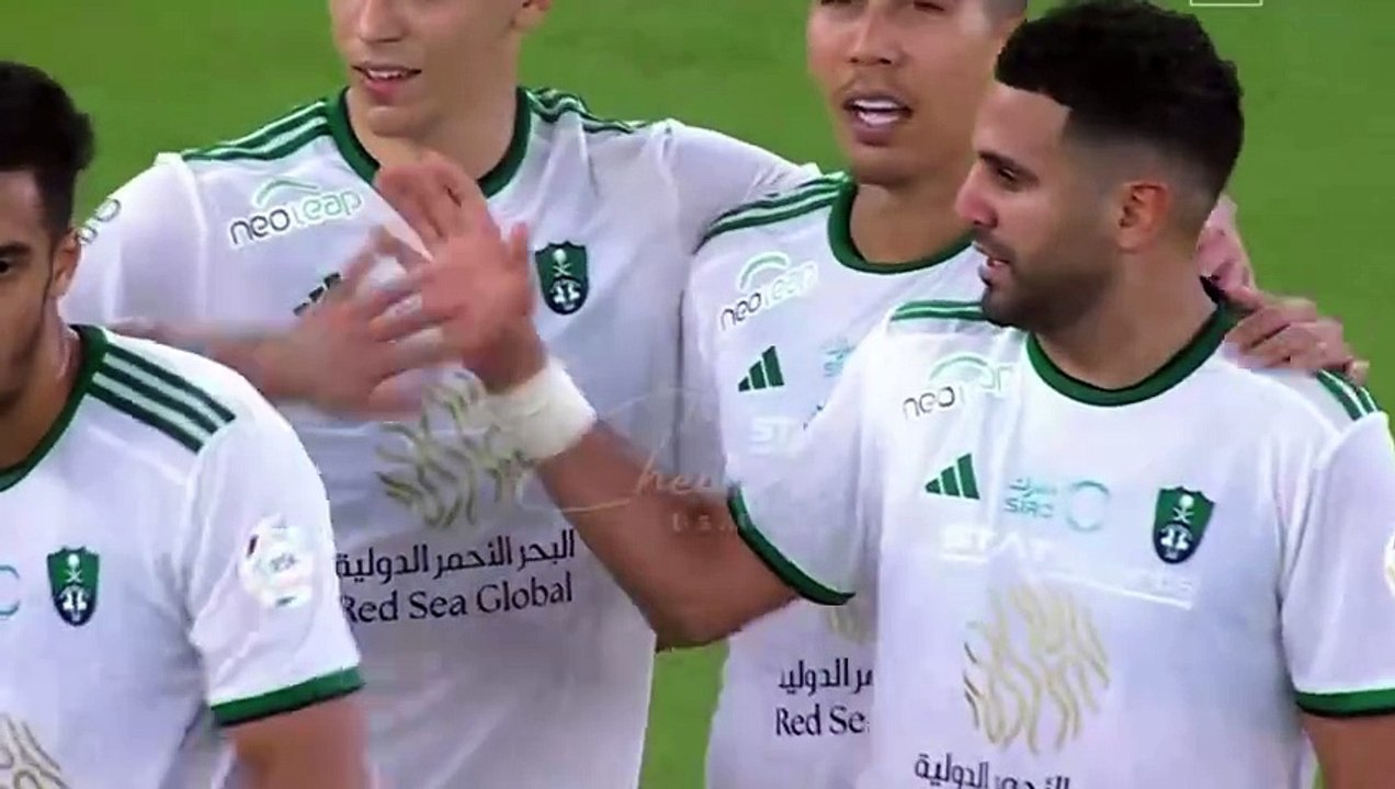 Riyad Mahrez buteur