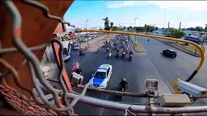 Caravana de Luciano Benavides