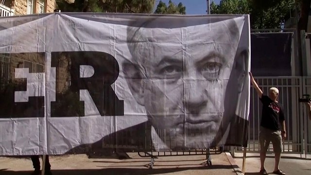 بعد إخفاقه في مواجهة طوفان الأقصى.. هل يسعى نتنياهو لخلاصه الشخصي؟