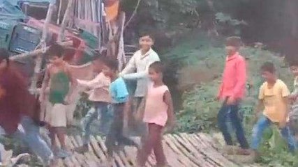 भागलपुर: नारकीय जीवन जीने को मजबूर हैं इस गांव के ग्रामीण, देखें ये खास रिपोर