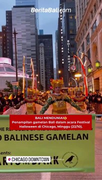 BALI MENDUNIA! Penampilan gamelan Bali dalam acara Festival Halloween di Chicago, Minggu (22/10).