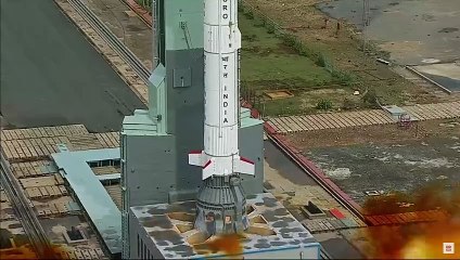 PRIMER COHETE DE LA INDIA AL ESPACIO 