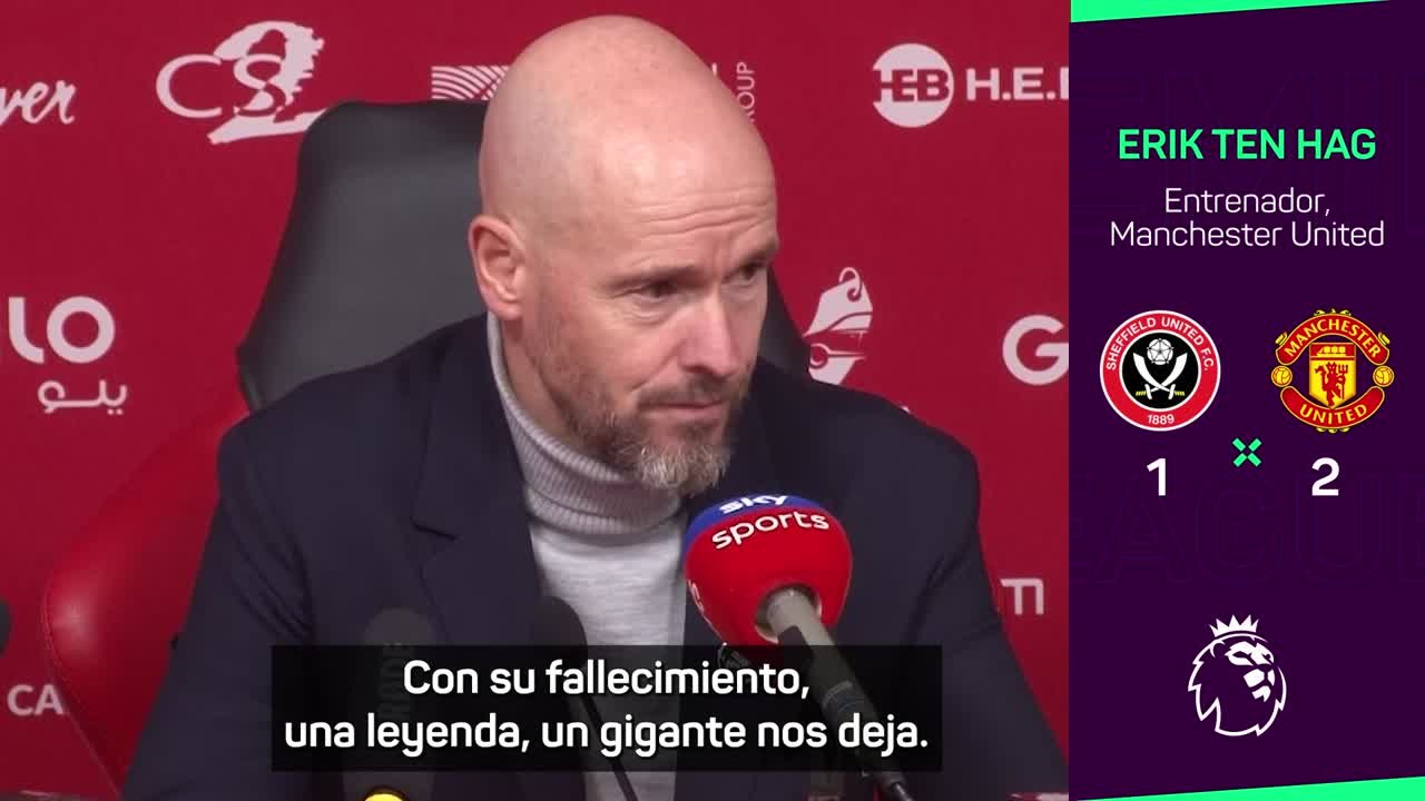 Ten Hag, sobre Bobby Charlton: "Nos deja una leyenda, un gigante"