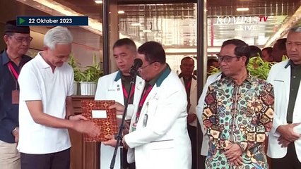 Descargar video: [FULL] Keterangan Ganjar Pranowo Usai Jalani Tes Kesehatan Pilpres 2024 Bersama Mahfud MD