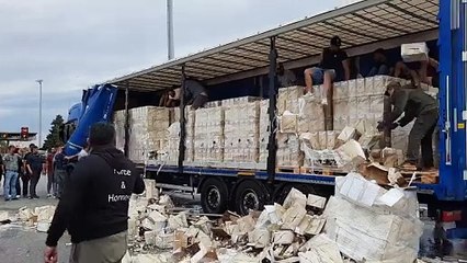 Des vignerons français en colère s’attaquent aux cargaisons de vin espagnoles