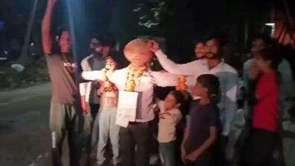 दौसा: बगावत का विरोध, रावण की जगह विधायक का जलाया पुतला, लिखी ये बात