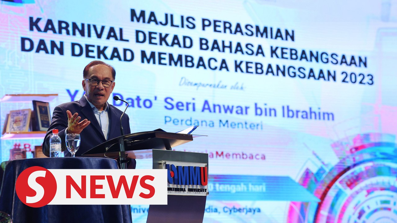 Official letters to govt depts must be in Malay, says Anwar