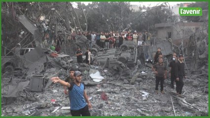 Les suites d'une frappe israélienne sur un immeuble à Rafah