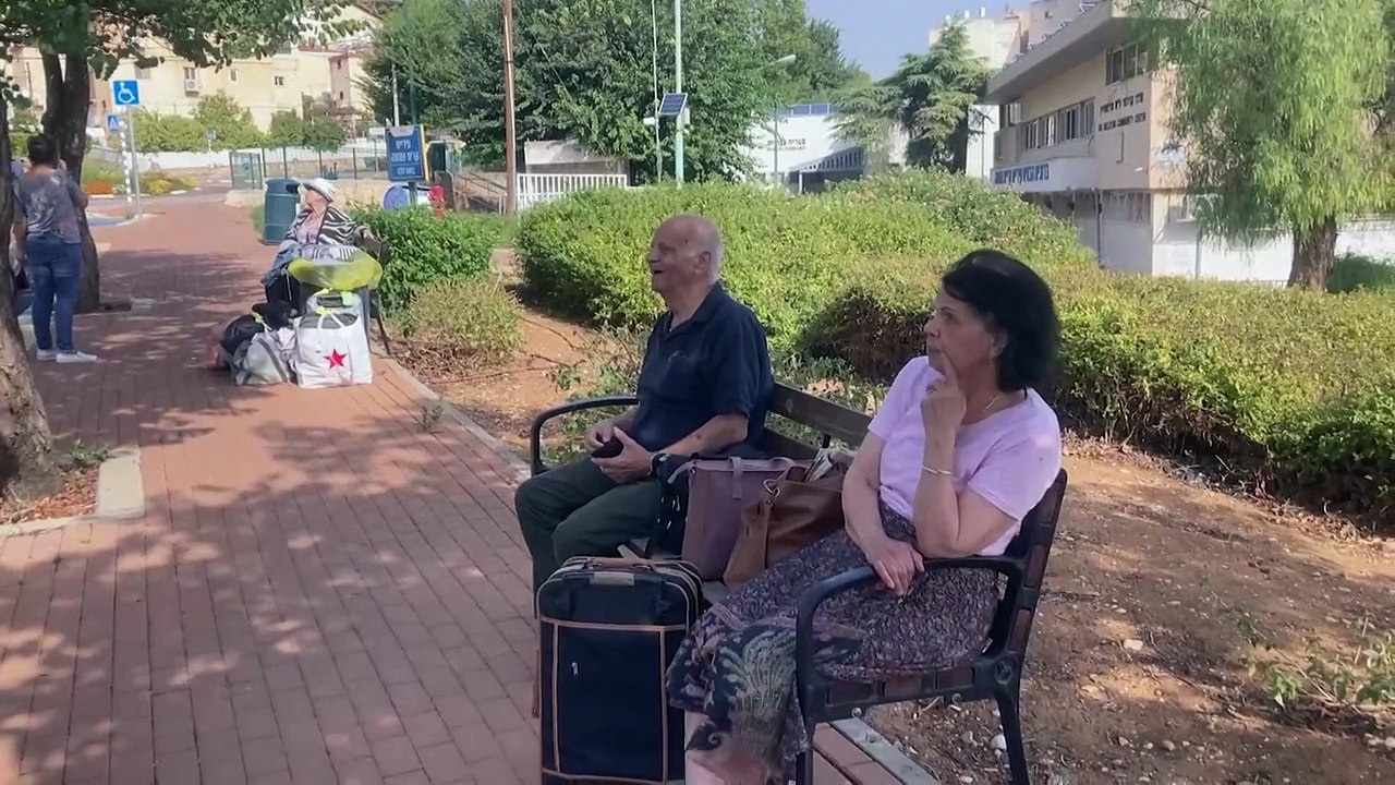 إسرائيل تخلي بلدات على حدودها الشمالية مع لبنان