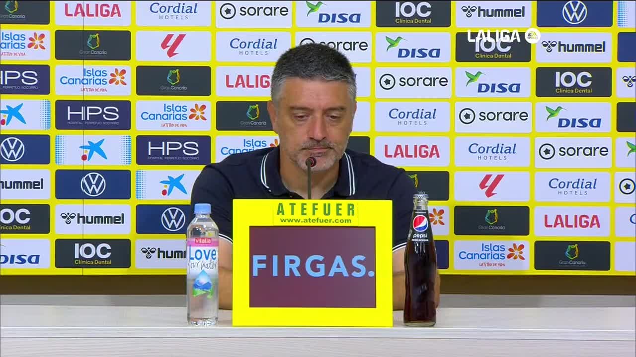 RUEDA de PRENSA de GARCÍA PIMIENTA: No sé si VIERA volverá a vestir la camiseta de LAS PALMAS