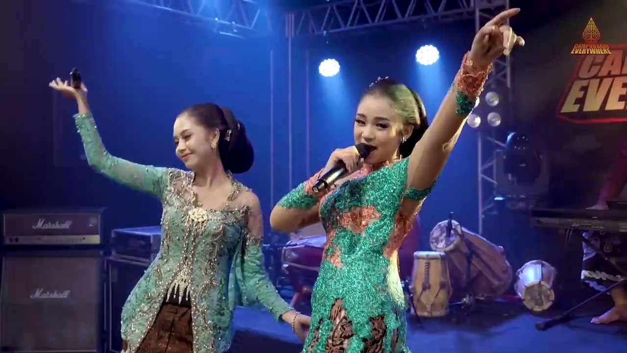 Niken Salindry feat. Rina Aditama - Itaneng Tenri Bolo - Campursari Everywhere __ Ganjel to ganjel