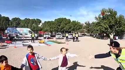 Edirne Jandarmasından Öğrencilere Trafik Eğitimi