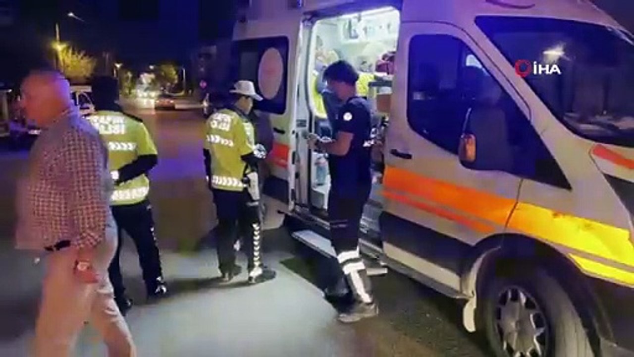 Aksaray'da Hafif Ticari Araçla Cipin Çarpışması Sonucu 2 Kişi Yaralandı
